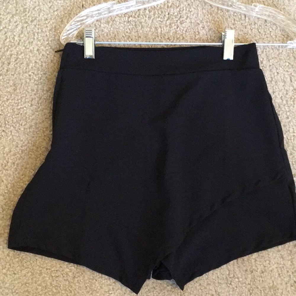 Skort